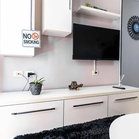 8home Apartment Tirana