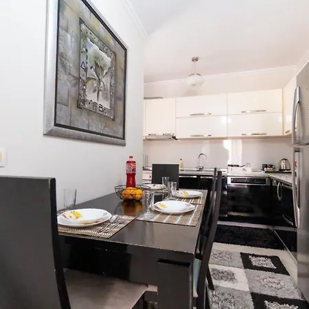 8home * تيرانا