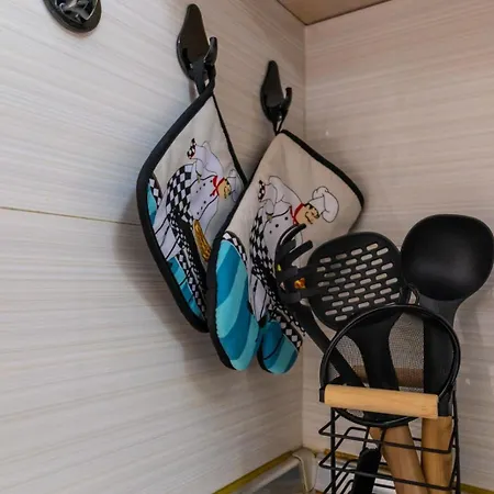 8home * تيرانا